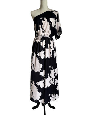 Cupshe One-Shoulder Black Maxi Dress with Cream Floral Print
